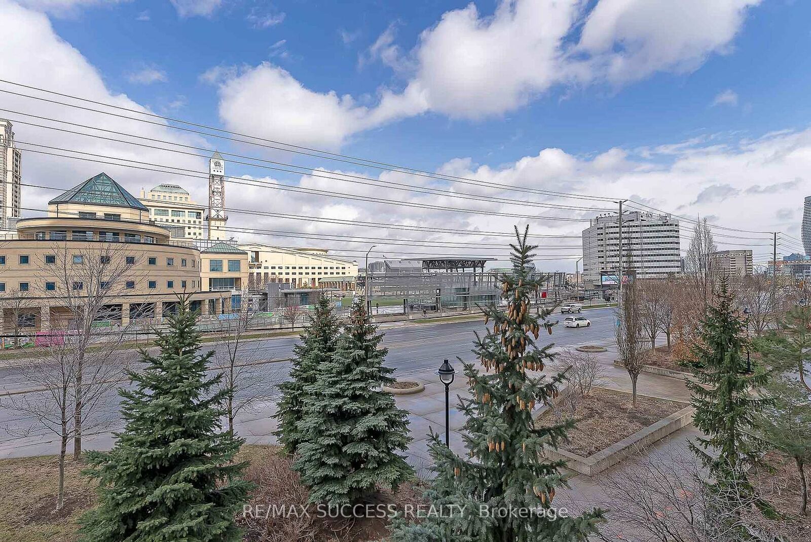 Photo de la propriété: 310 Burnhamthorpe Road W 203 ON L5B 4P9