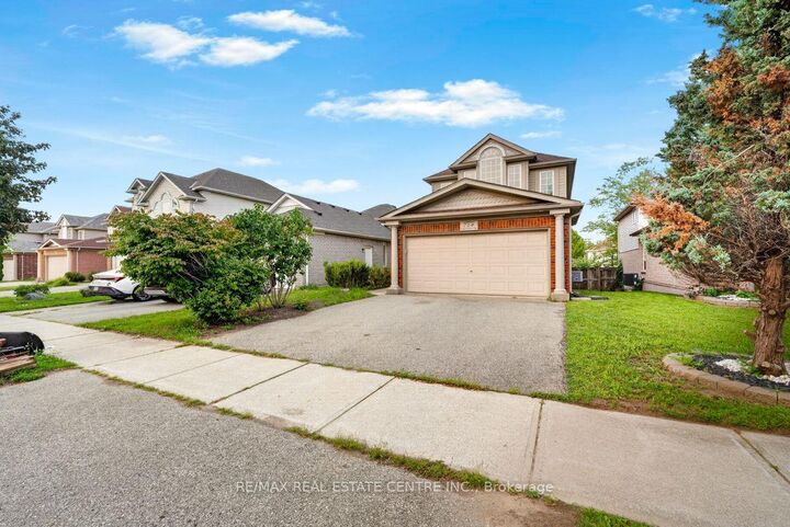 Property Photo: 714 Oakcrossing Road ON N6H 5V9