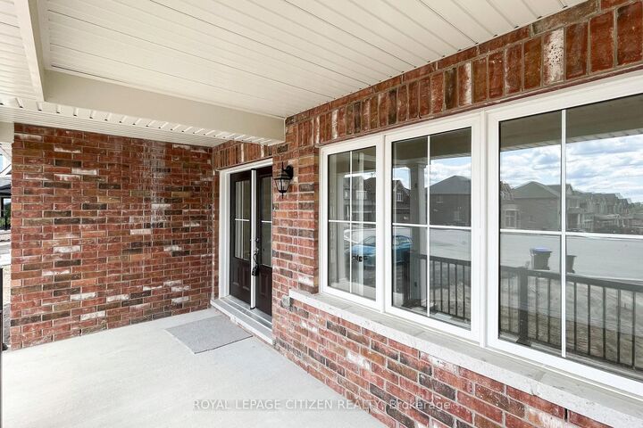 Property Photo: 87 Lawrence D. Pridham Avenue ON L9R 0X4