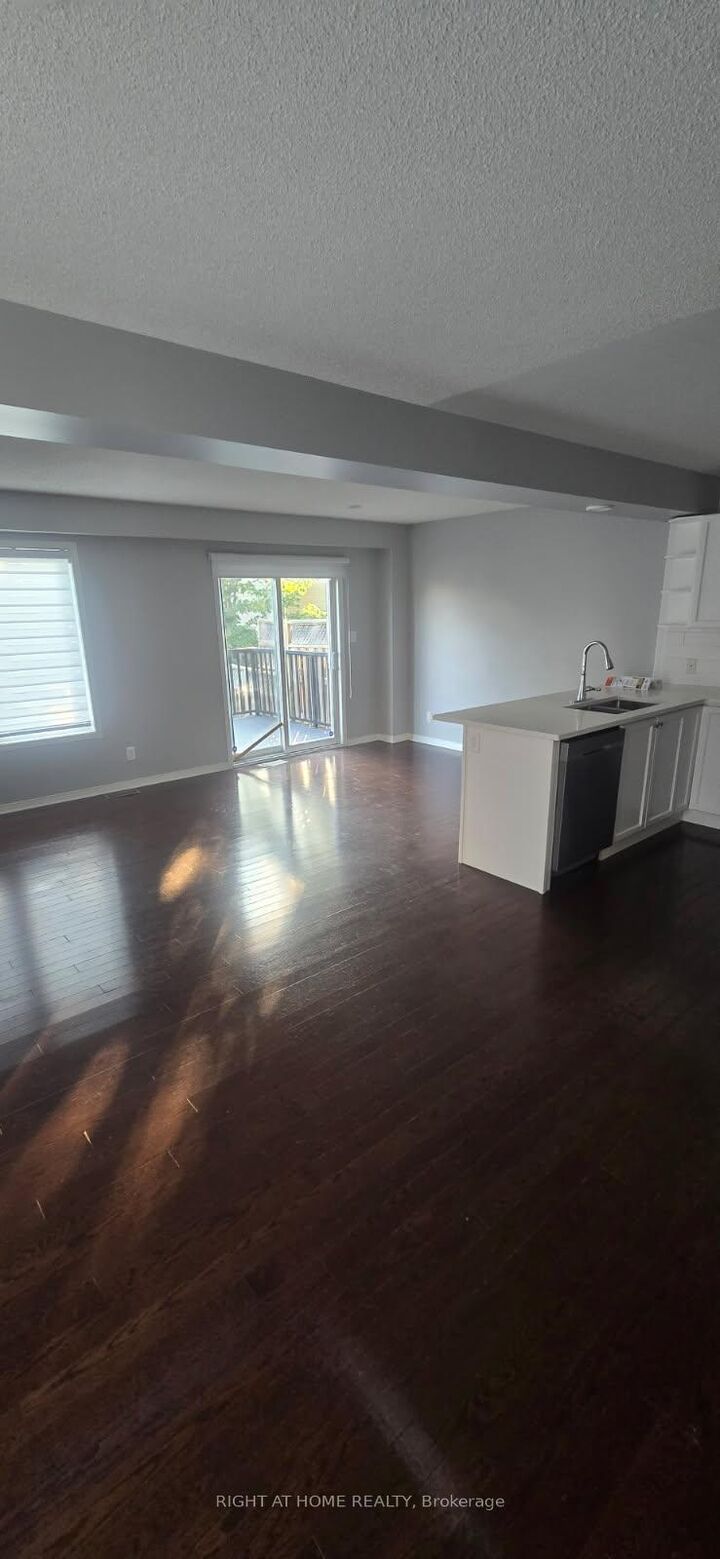 Property Photo:  1596 Crimson Crescent  ON K7P 0J3 