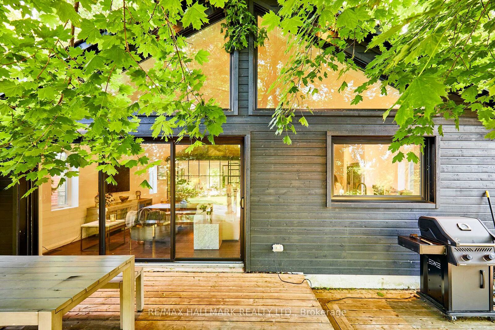Property Photo:  72 Sunnypoint Crescent  ON M1M 1B9 