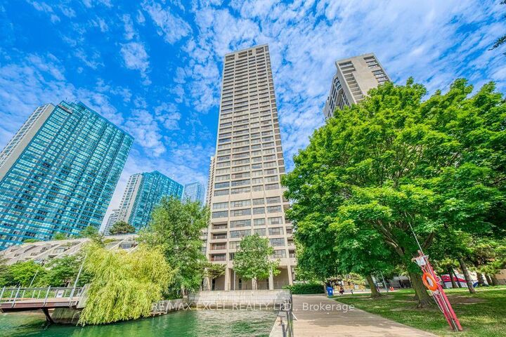 Property Photo: 65 Harbour Square 3403 ON M5J 2L4