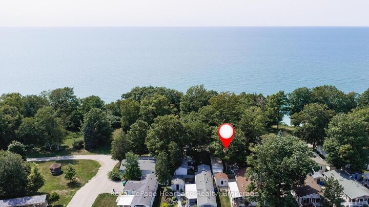 Property Photo:  28 Iroquois Lane  ON N7A 3Y2 