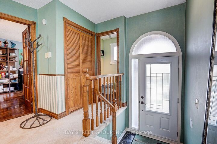 Property Photo: 304 Charlton Avenue ON L4J 6H4