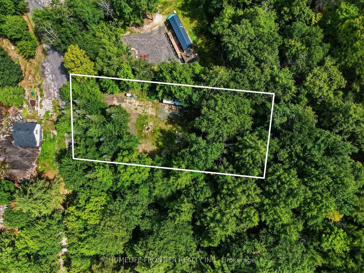 Property Photo: 1550 Mary Lake Road ON P1H 2J3