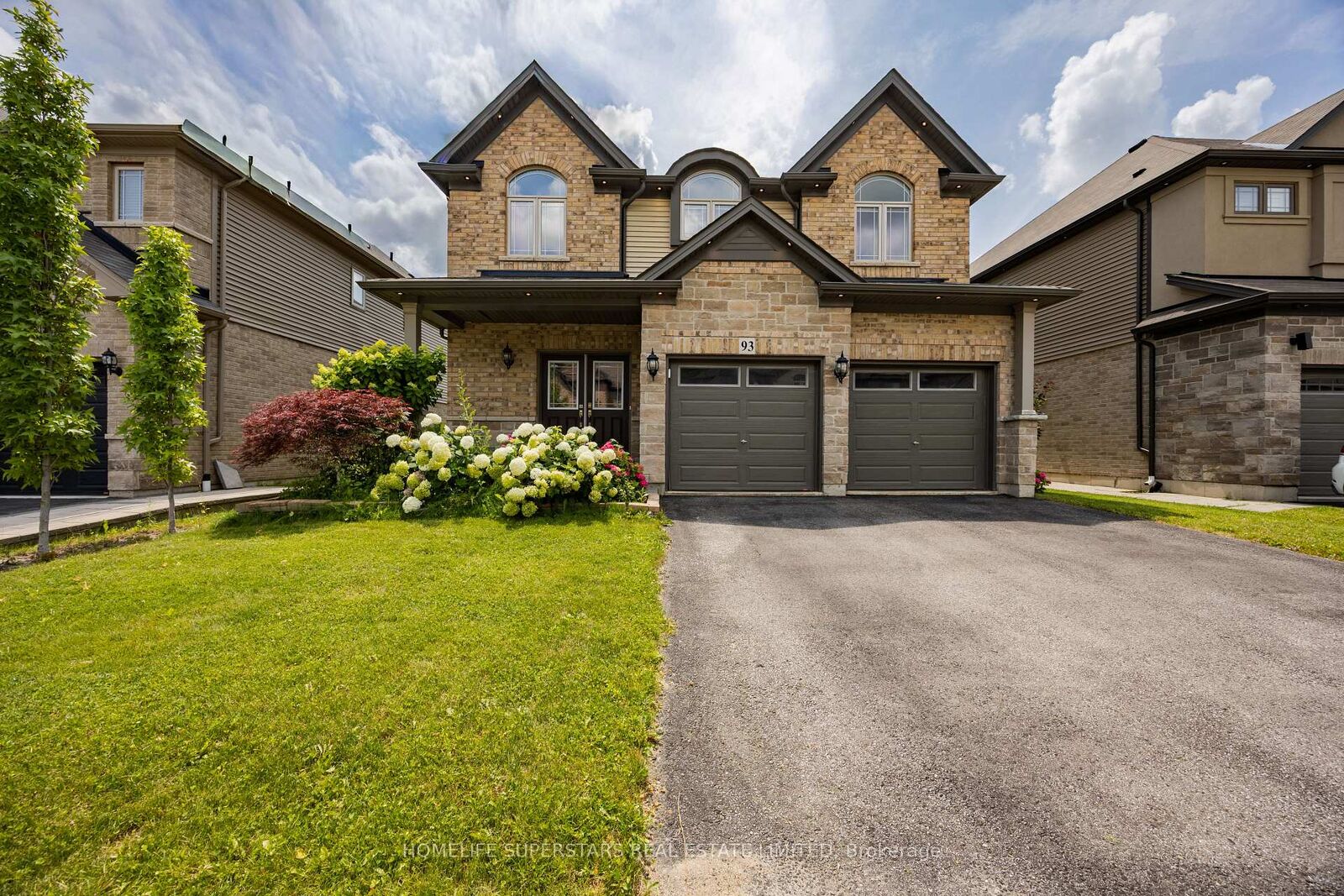 Property Photo: 93 Lorne Card Drive ON N3L 0E7