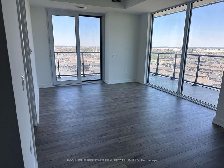 Property Photo:  15 Skyridge Drive 1120  ON L6P 4S3 