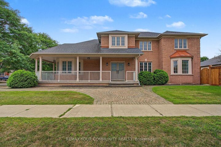 Property Photo:  20 Fern Avenue  ON L4B 3R6 