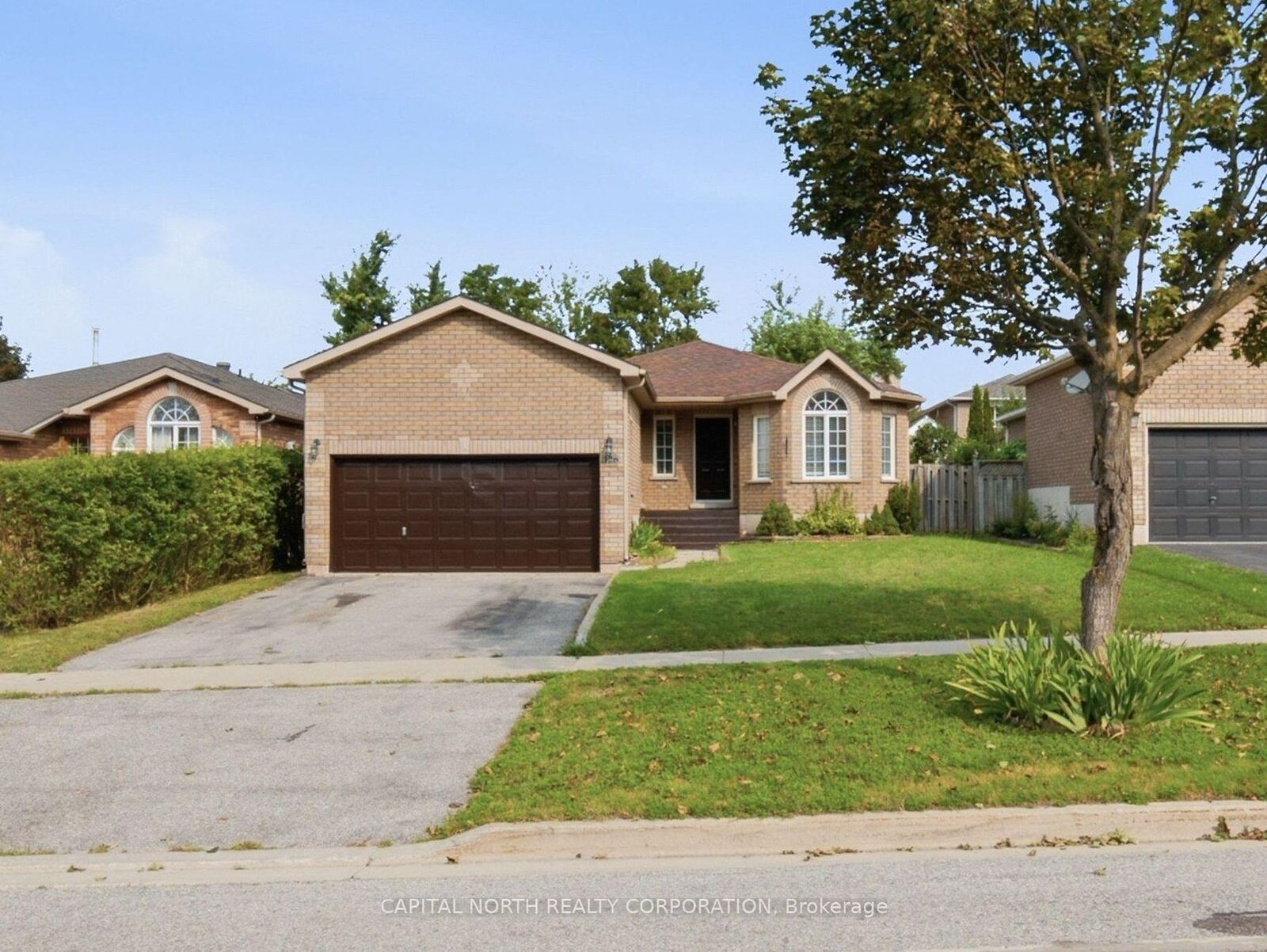 Property Photo: 126 Marsellus Drive ON L4N 0E1