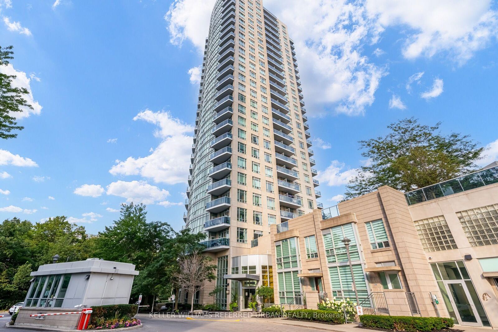 Property Photo:  90 Absolute Avenue 504  ON L4Z 0A3 