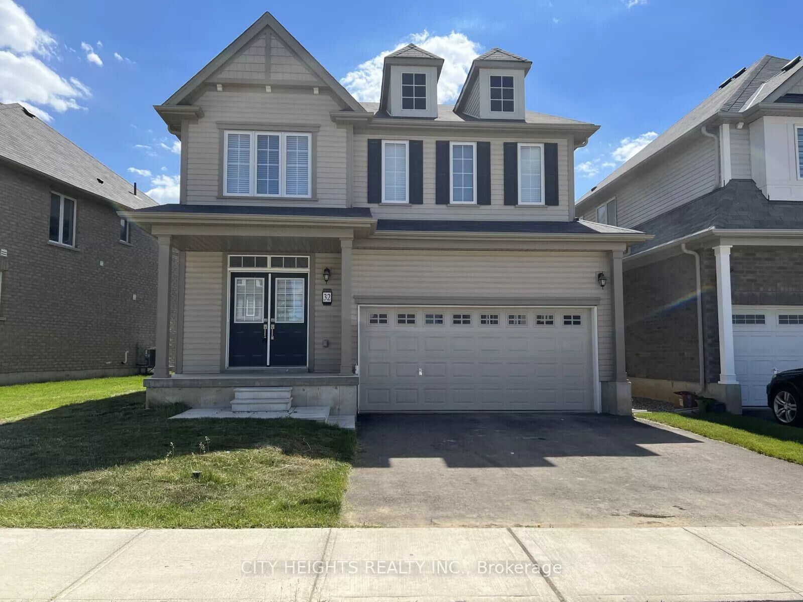 Property Photo: 32 Anderson Road Upper ON N3T 0R8