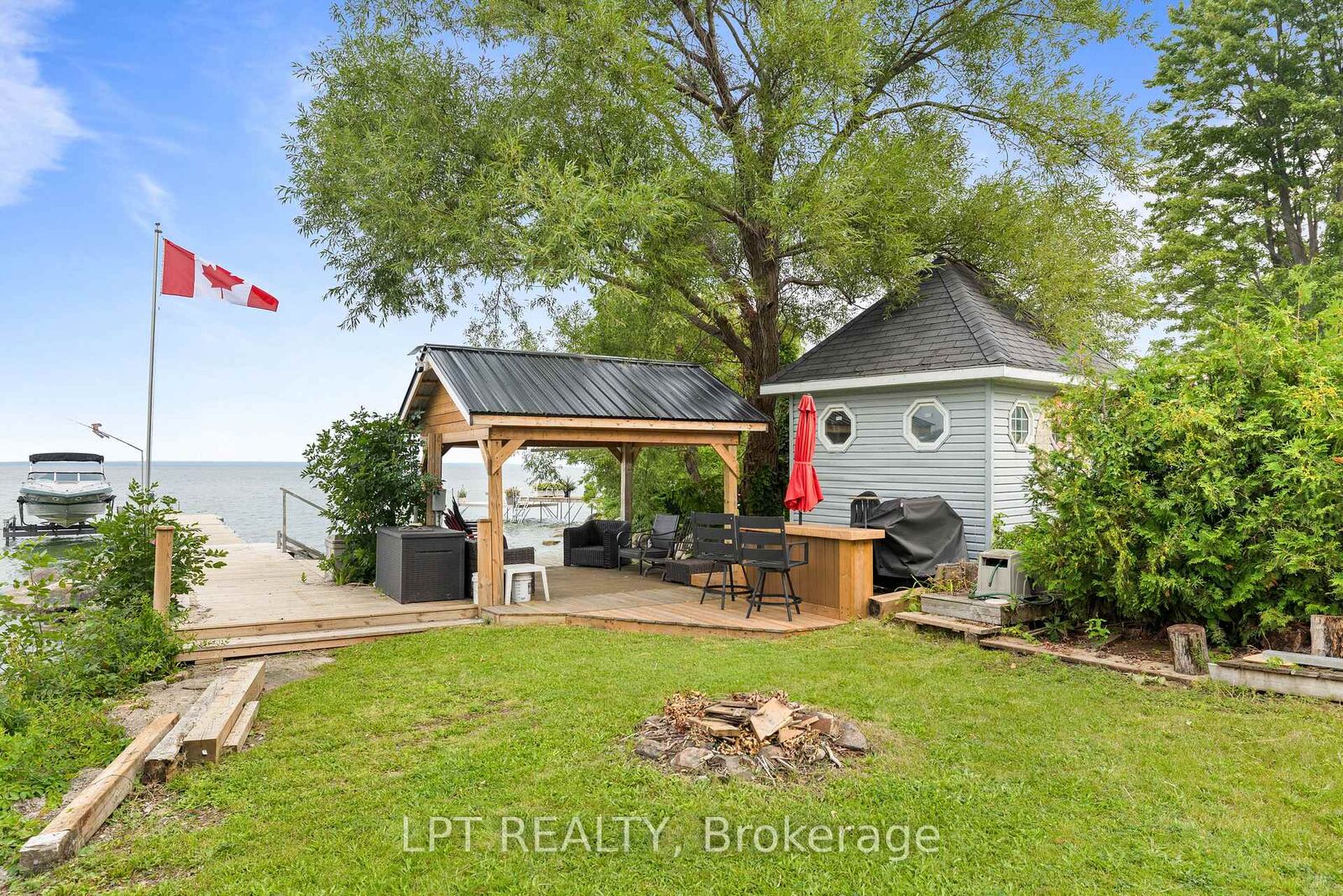 Property Photo: 427 Lake Drive E ON L0E 1S0