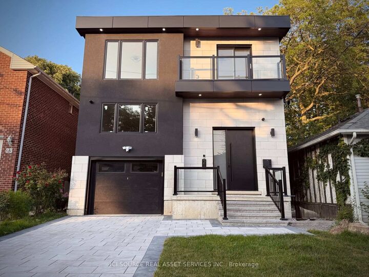 21 Vanbrugh Avenue — photo 1