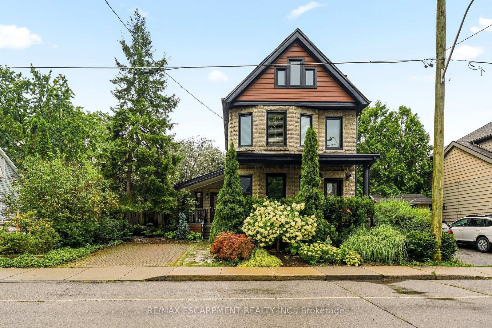 Property Photo:  359 Herkimer Street Main  ON L8P 2J2 