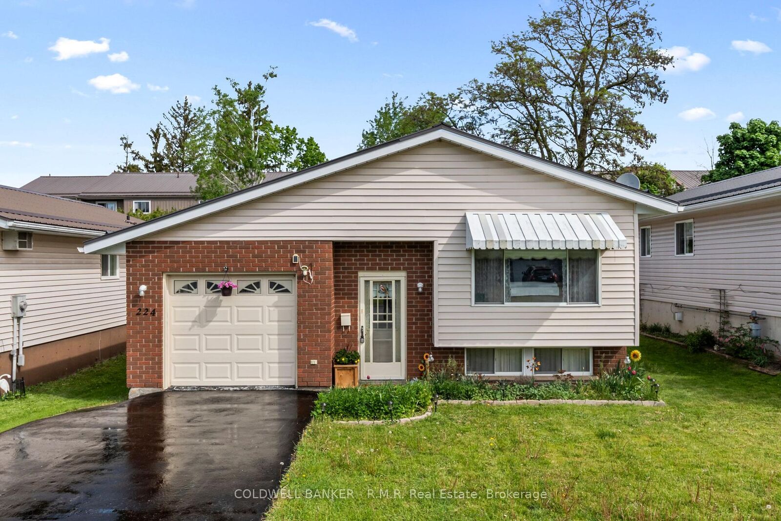 Property Photo: 224 Cider Lane ON K0L 1L0