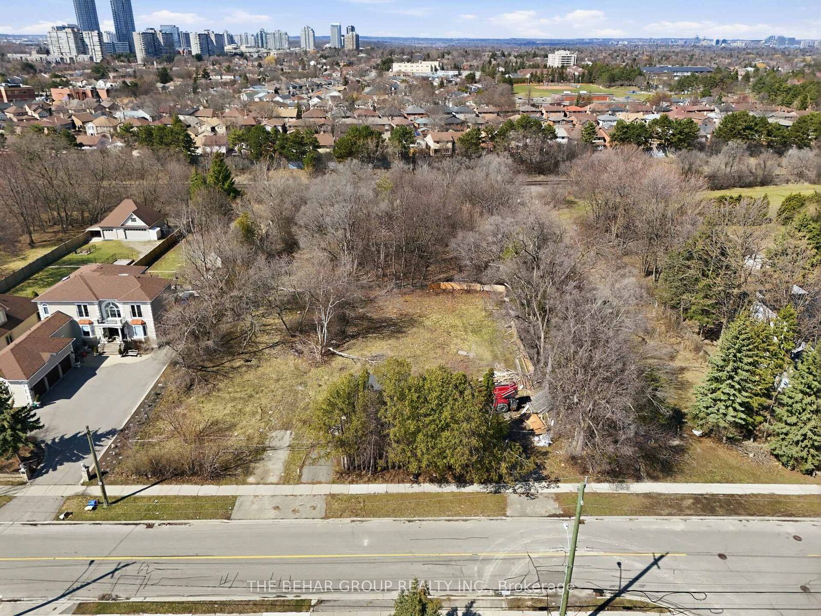 Property Photo: 196-198 Crestwood Road ON L4J 1A9