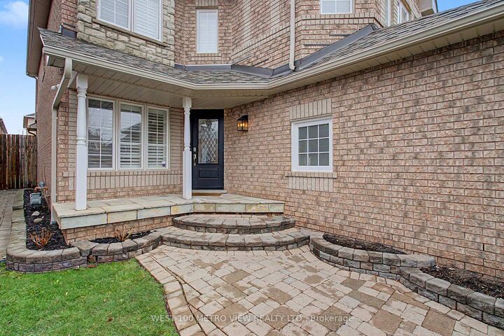Property Photo: 57 Forsyth Crescent ON L7G 5L5