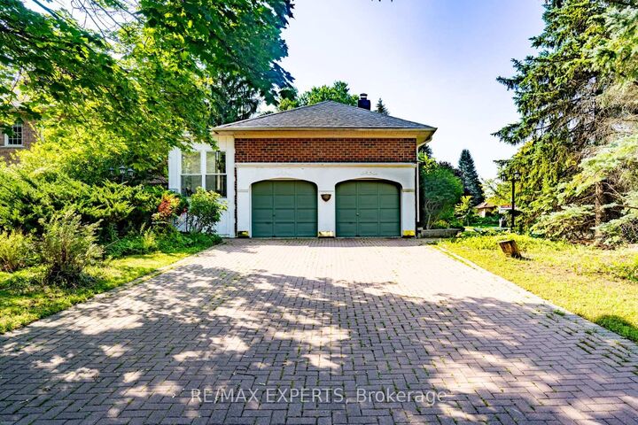 Property Photo: 284 Murray Drive ON L4G 6B1