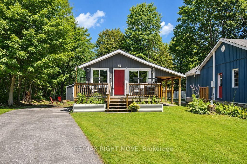 Property Photo: 3301 Pleasant Road ON L3V 6H3