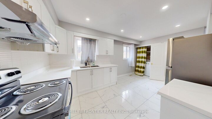 Property Photo:  337 Hansen Road N Upper  ON L6V 2Y2 