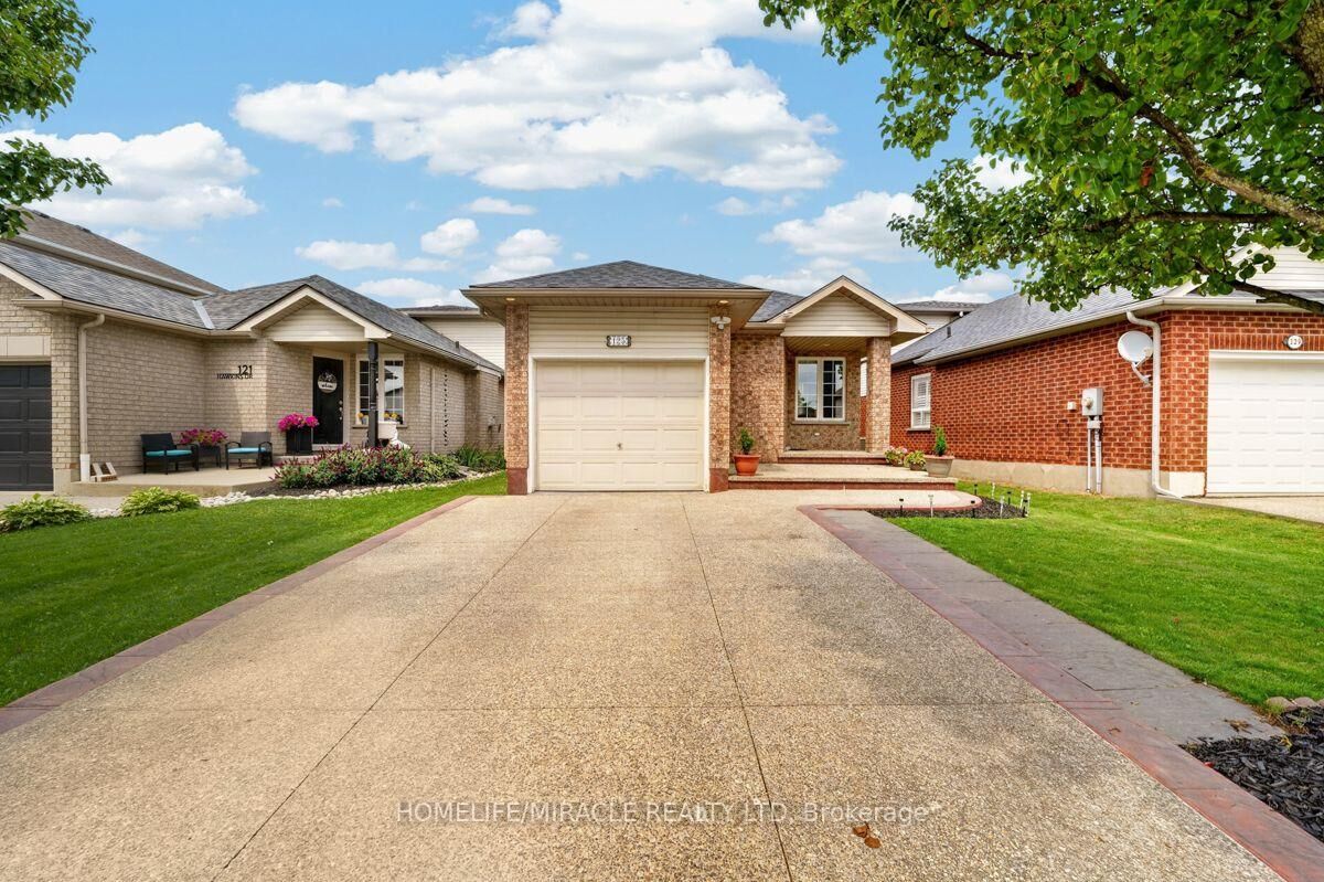 Property Photo: 125 Hawkins Drive ON N1T 1Z8