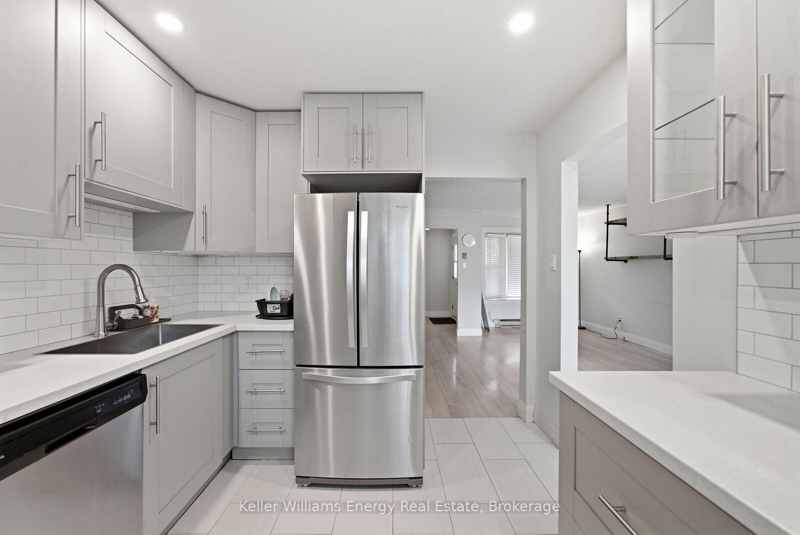 Property Photo: 700 Harmony Road N 105 ON L1K 1S2