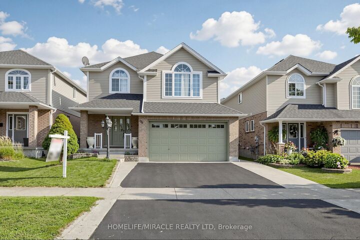 378 Mountain Laurel Crescent — photo 1