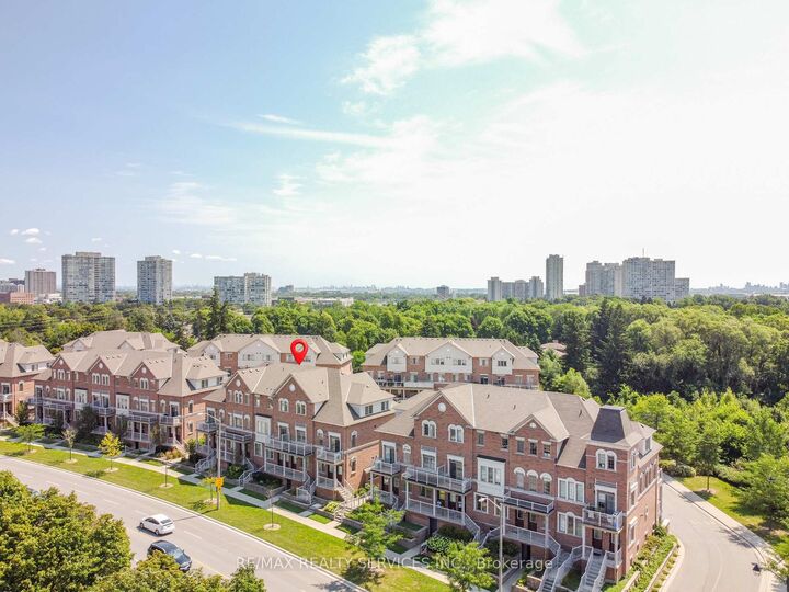 Property Photo: 180 Howden Boulevard 15 ON L6S 0E6