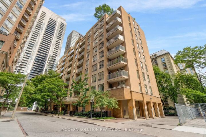 Property Photo:  99 Hayden Street 201  ON M4Y 3B4 