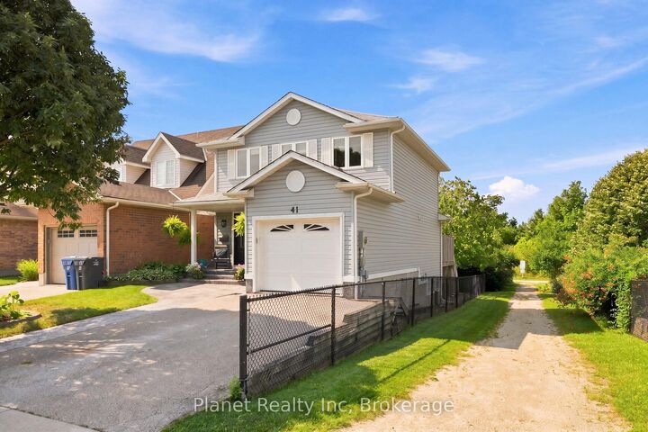 Property Photo: 41 Boulder Crescent ON N1G 5A2