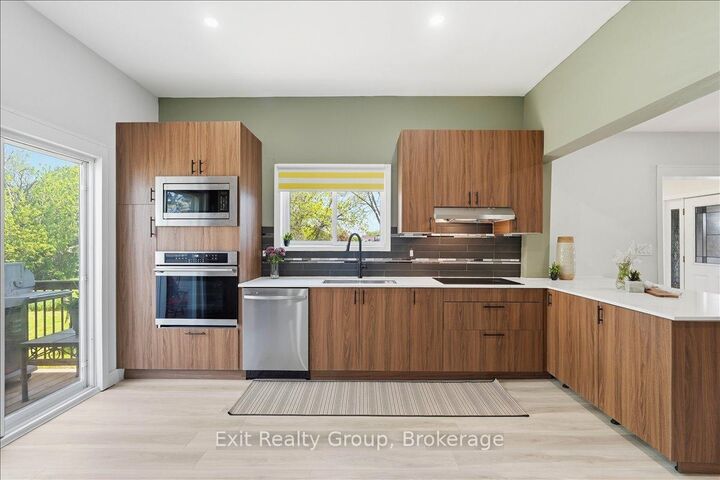 Property Photo:  24 Wilkins Street  ON K8P 1P1 