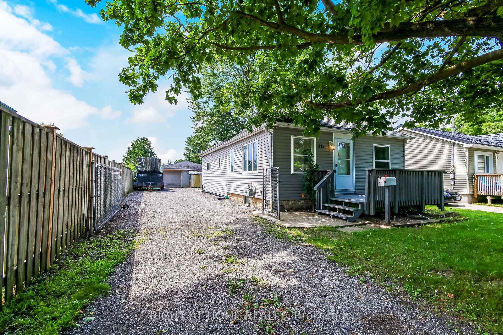 Property Photo: 515 Third Street ON N5V 2C1