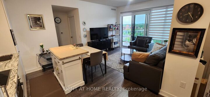 Property Photo: 20 O'Neill Road 527 ON M3C 0R2