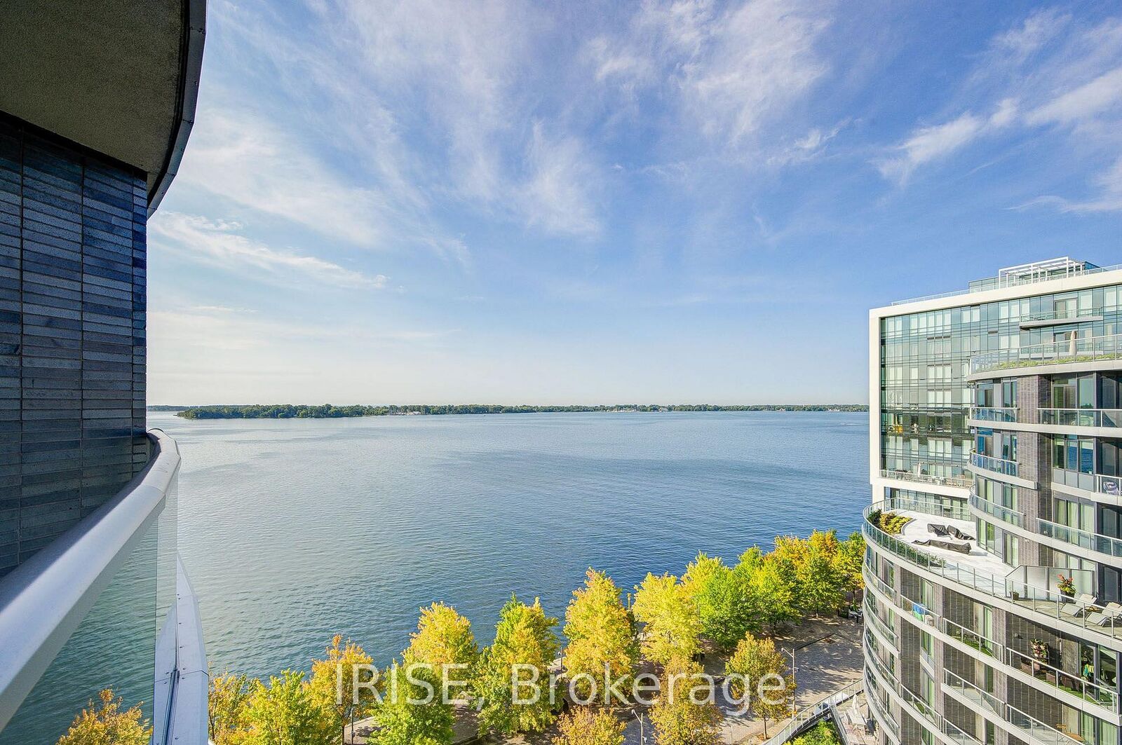 Property Photo: 1 Edgewater Drive Ph13 ON M5A 0L1