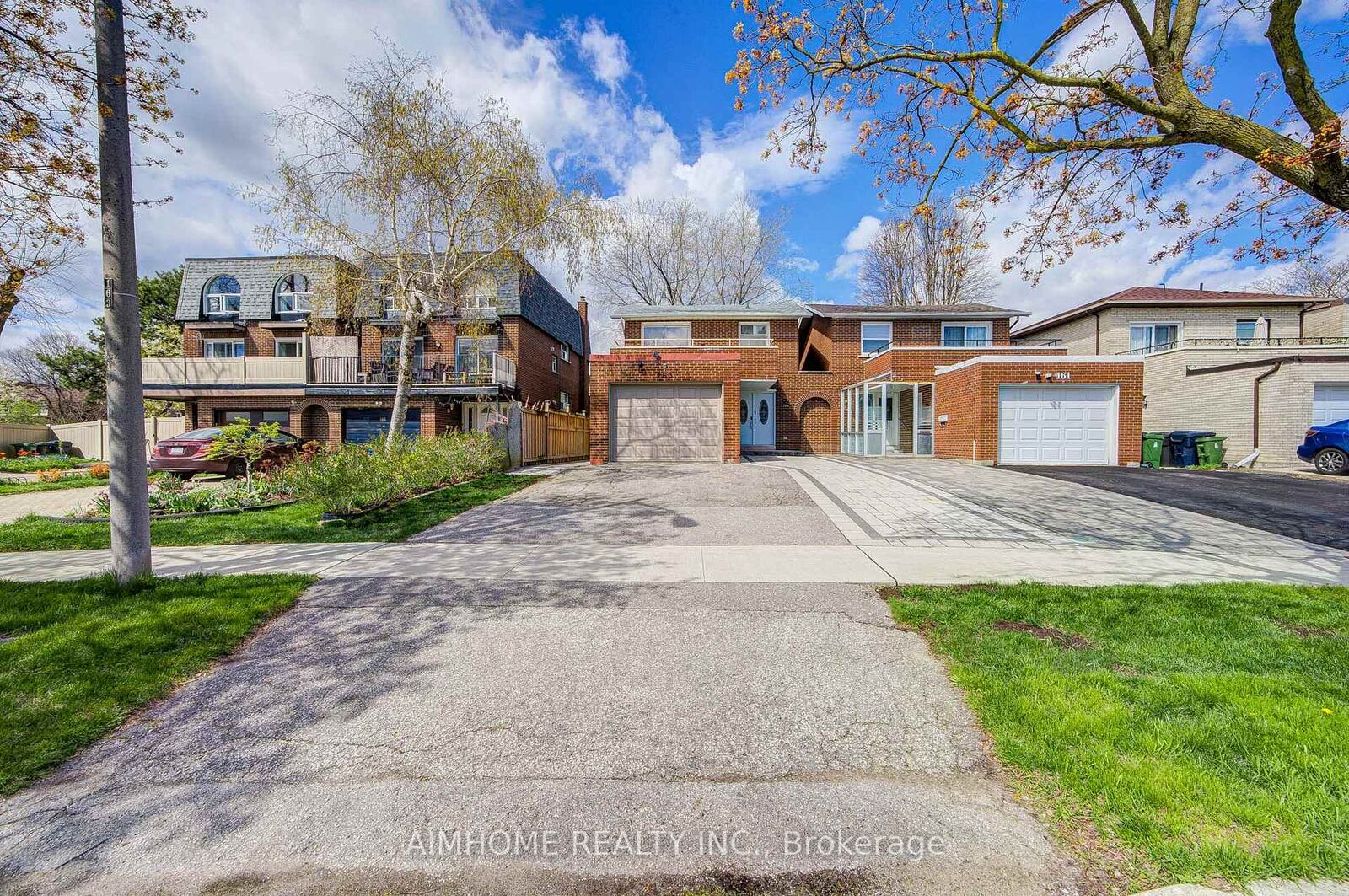 Property Photo: 163 Chipwood Crescent ON M2J 3X6