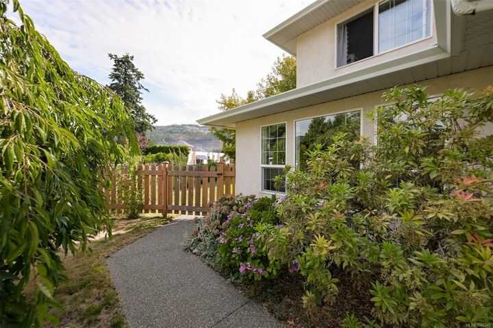 Property Photo:  2959 Robalee Pl  BC V9B 5V8 