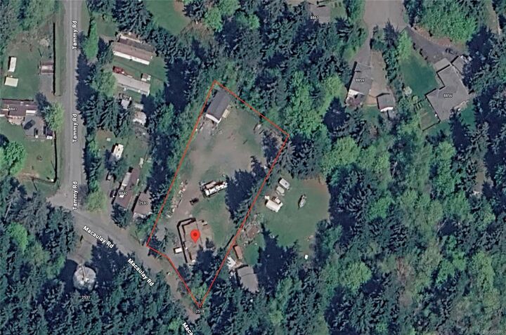 Property Photo:  2524 Macaulay Rd  BC V9J 1B5 