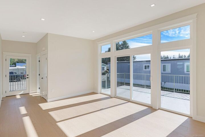 Property Photo: 1240 Wilkinson Rd #16 BC V9M 4B8