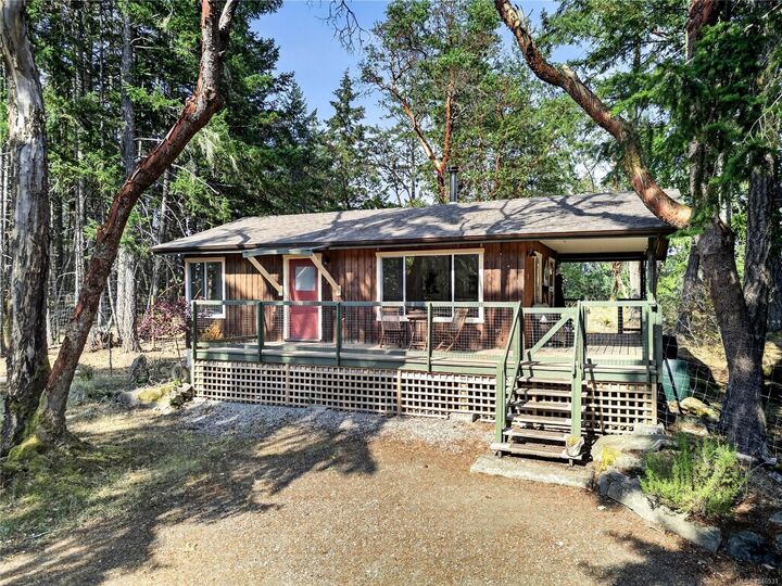 380 Langs Rd — photo 1