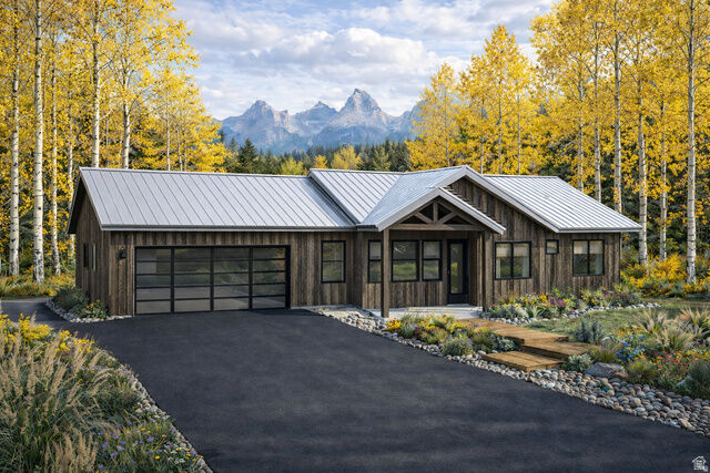 Property Photo: 10445 E Lake Dr UT 84032