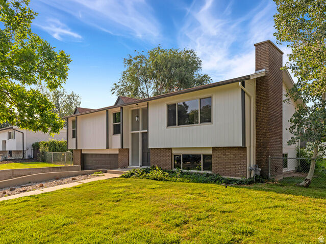 Property Photo:  1384 E Sudbury Ave  UT 84093 