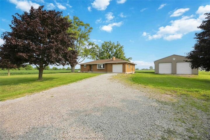 Property Photo: 26193 St Clair Street ON N7M 5J7