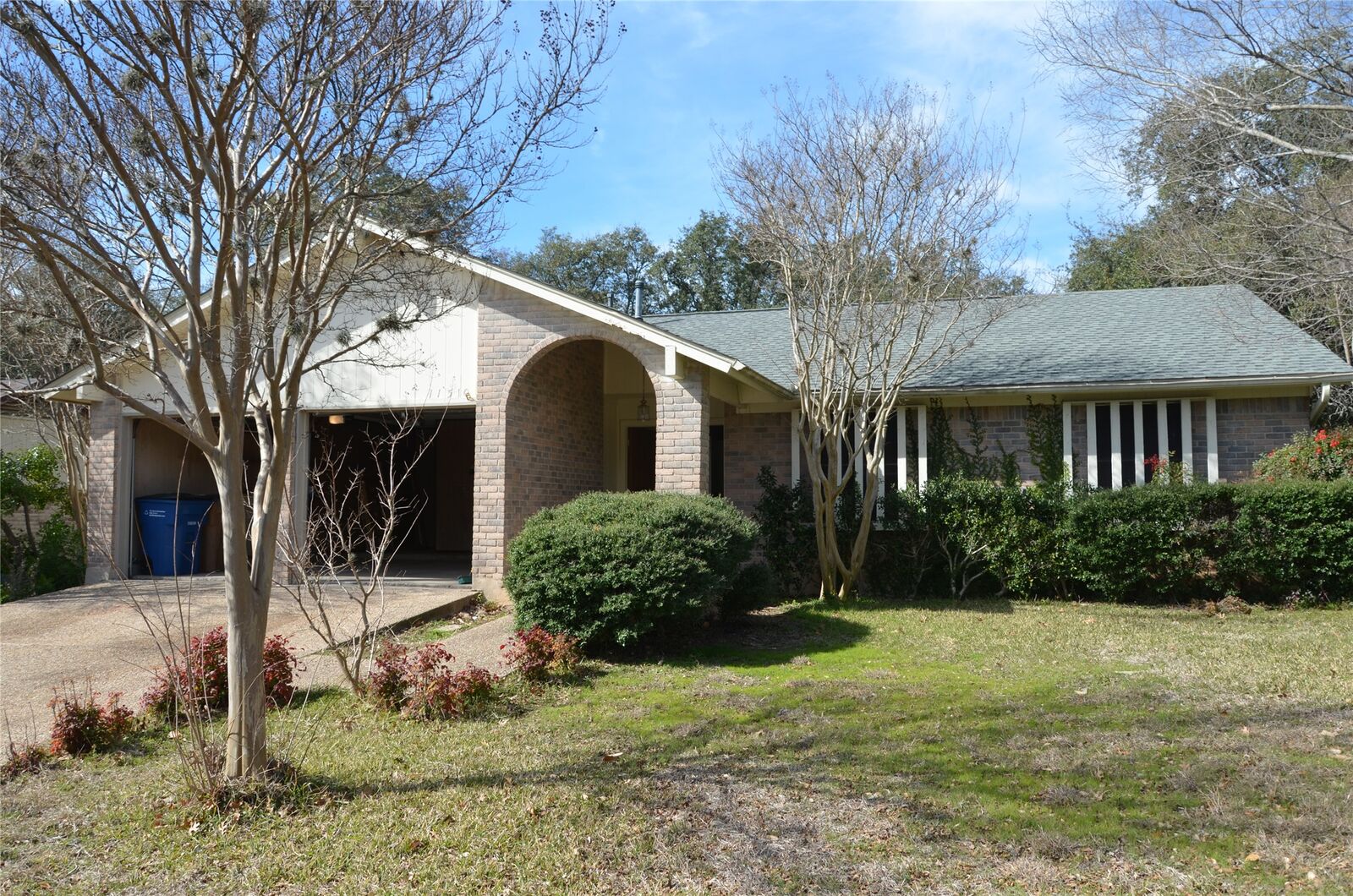 Property Photo: 11510 Oak View Drive TX 78759