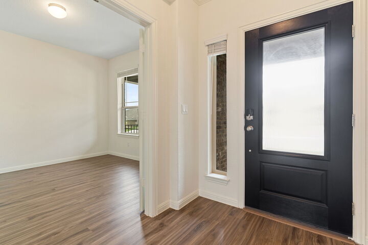 Property Photo: 607 Allende Bend TX 78748