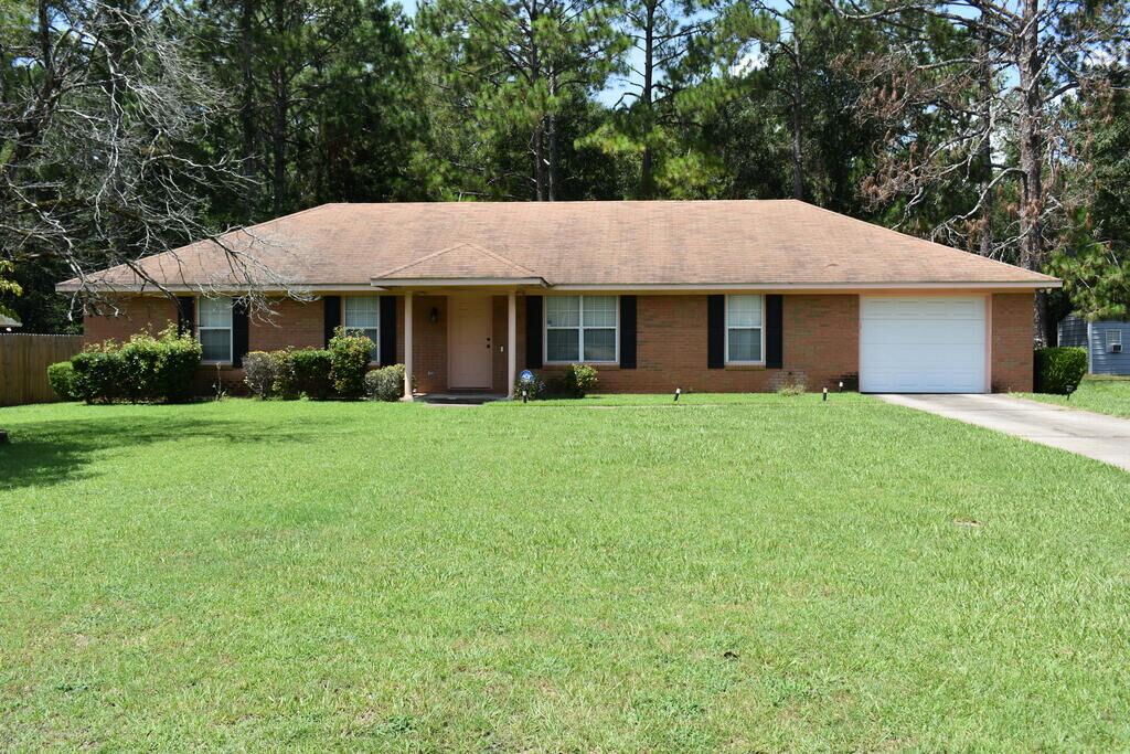 Property Photo:  1223 Augusta Drive  GA 31707 