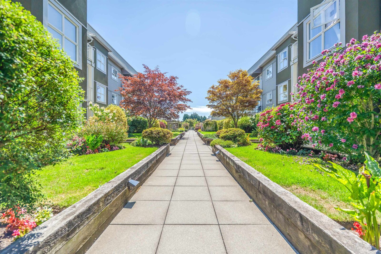 Property Photo: 4738 53 Street 212 BC V4K 2Z1