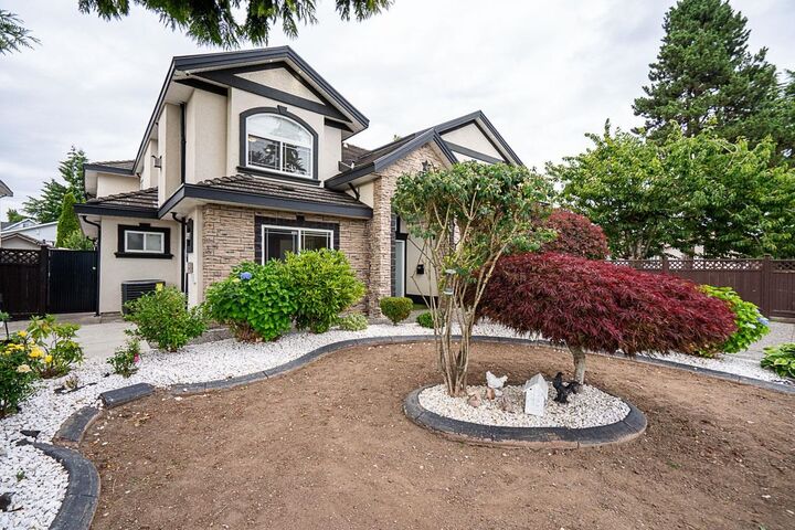 Property Photo: 12623 90A Avenue BC V3V 1C6