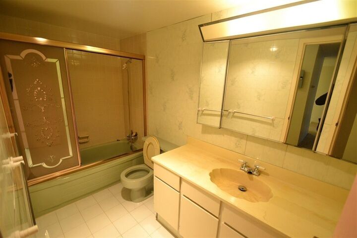 Property Photo: 3925 Kingsway Street 206 BC V5H 3Y7