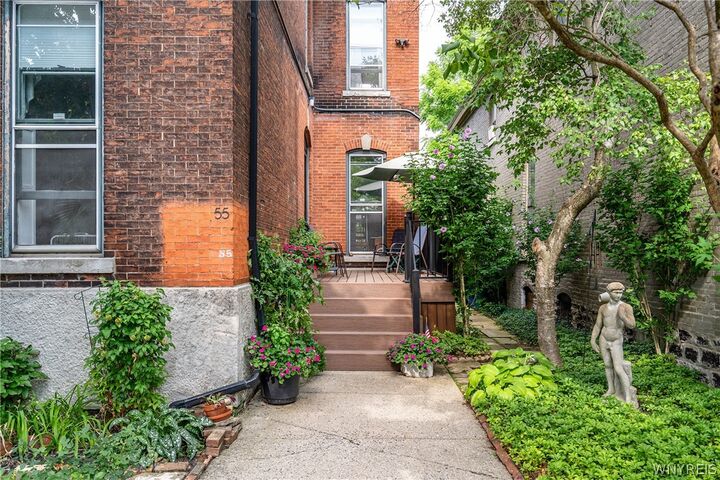 Property Photo: 55 Whitney Place NY 14201