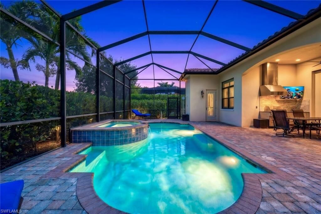 Property Photo:  9461 Napoli Ln  FL 34113 